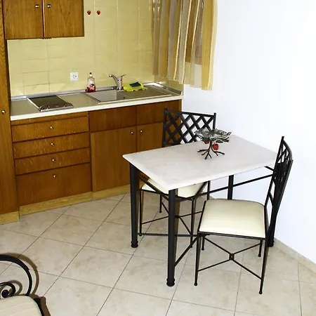 Alisachni Apartment
