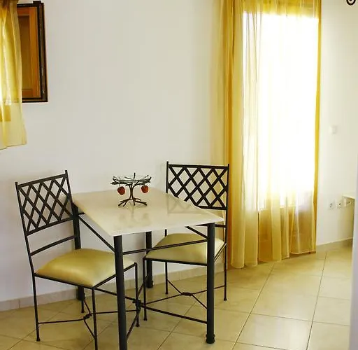 Alisachni Apartment *